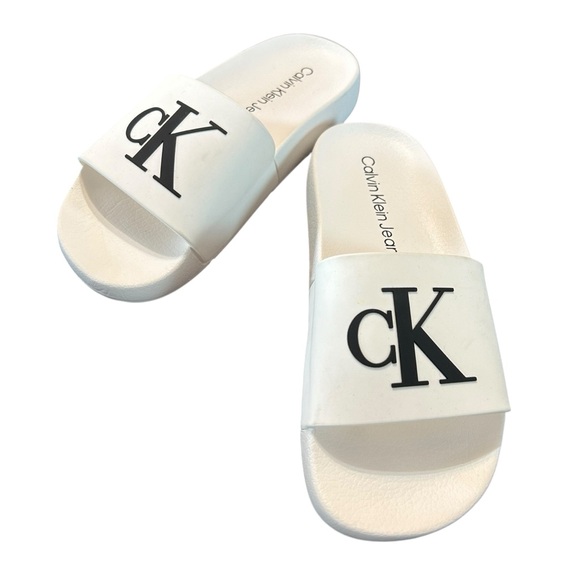 Calvin Klein Jeans Logo Slide Sandals NEW Size 5 - Picture 5 of 10